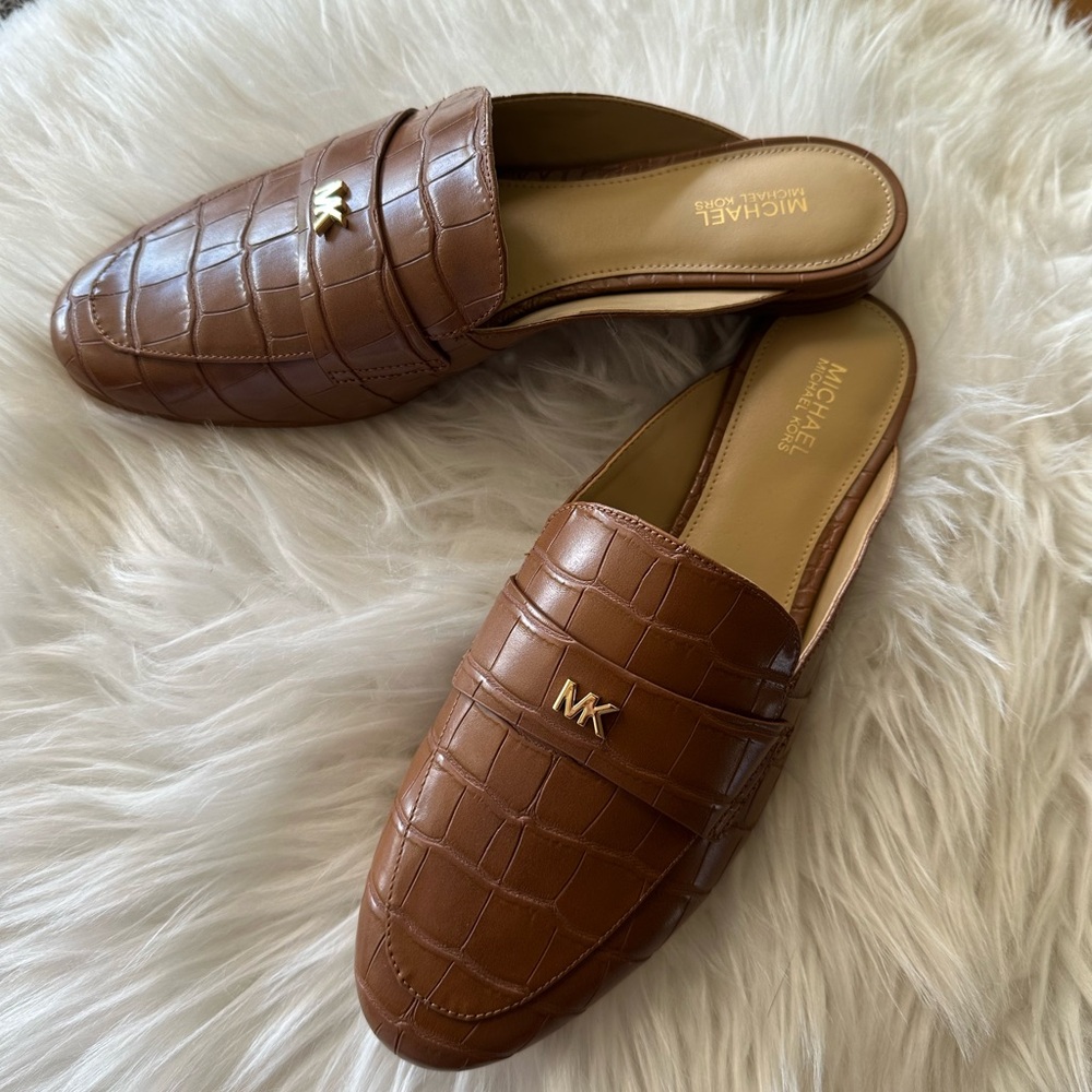 Flat Mules adorable 🥰